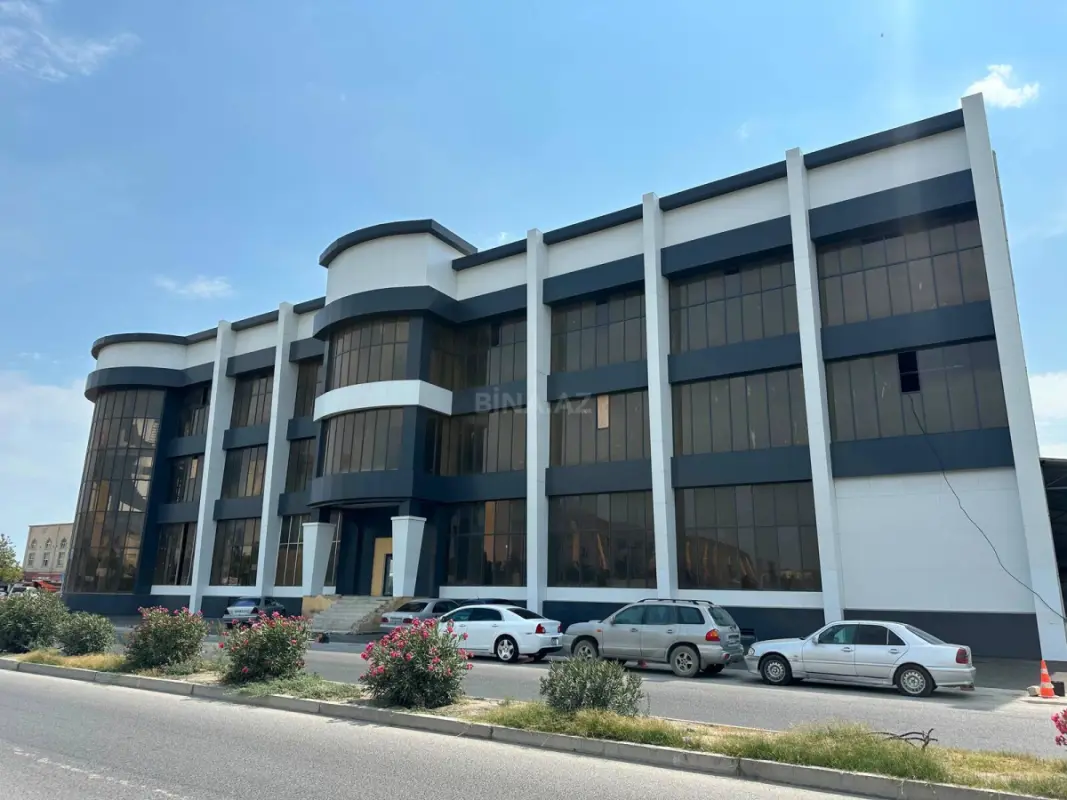 Satılır obyekt 10000 m²