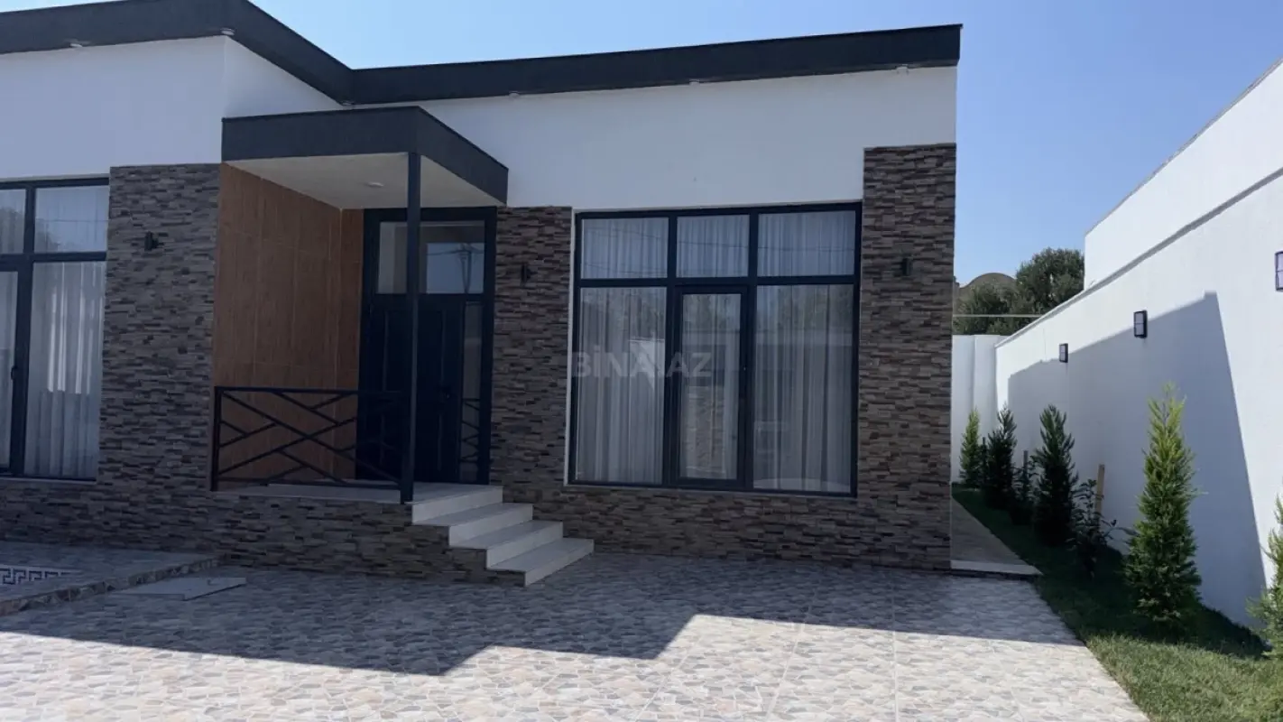 Satılır 4 otaqlı həyət evi 210 m²