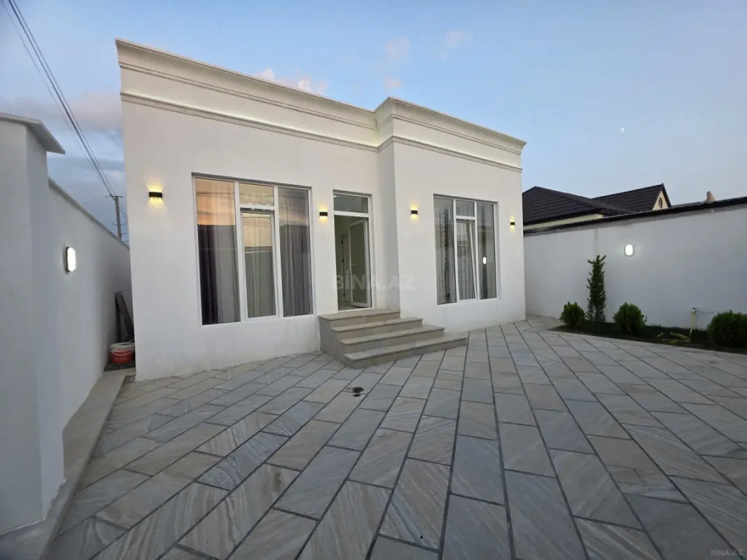 Satılır 4 otaqlı həyət evi 115 m²
