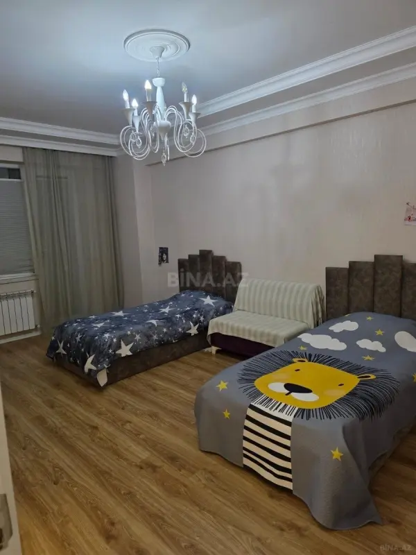 Satılır 2 otaqlı mənzil 90 m²