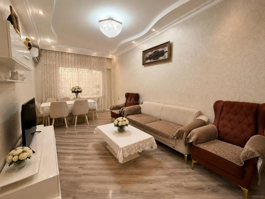 Satılır 2 otaqlı mənzil 69 m²