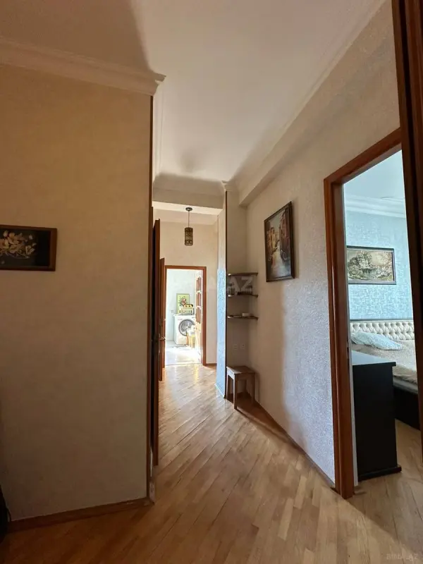 Kirayə verilir 2 otaqlı mənzil 70 m²