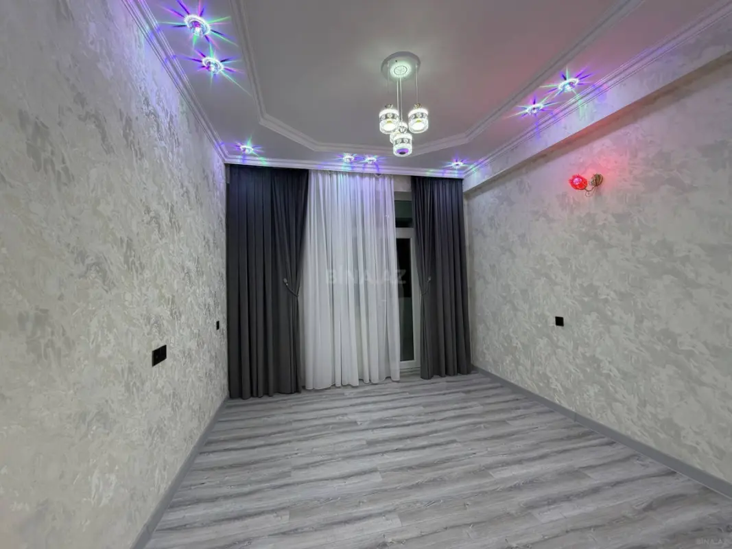 Satılır 2 otaqlı mənzil 52 m²