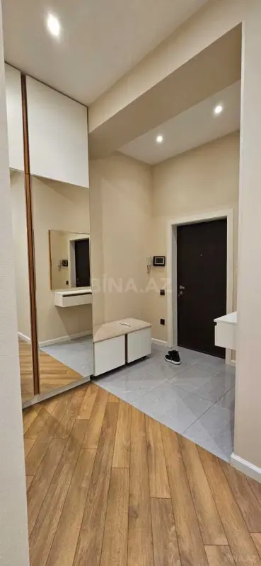 Kirayə verilir 2 otaqlı mənzil 80 m²