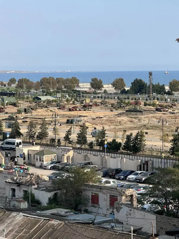 Kirayə verilir 3 otaqlı mənzil 145 m²