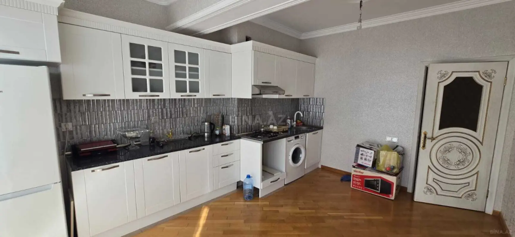 Kirayə verilir 2 otaqlı mənzil 100 m²