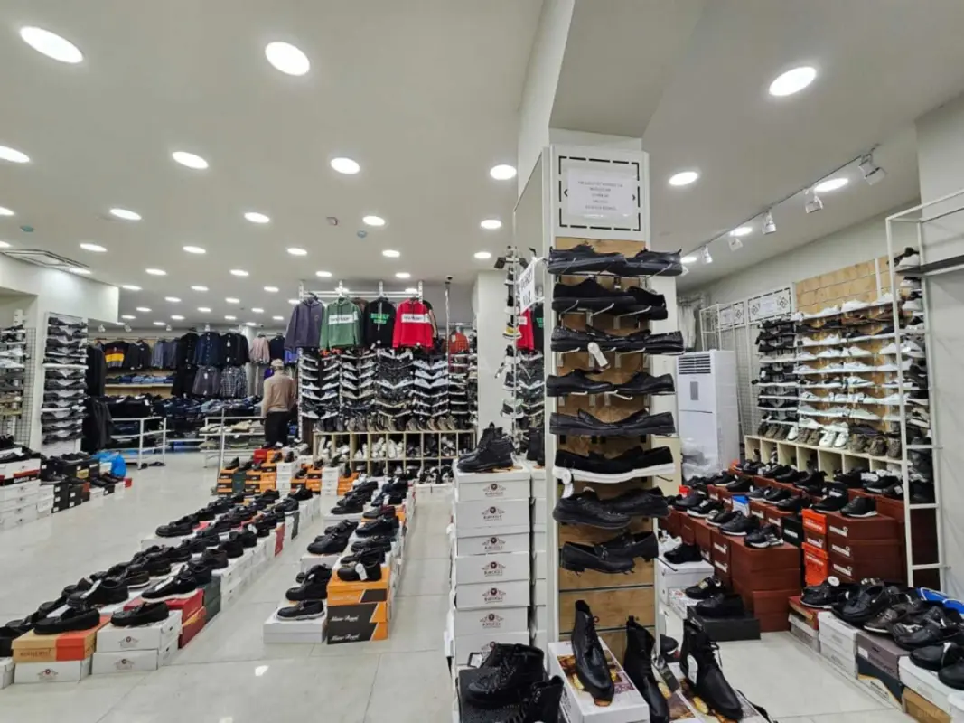 Satılır obyekt 1900 m²