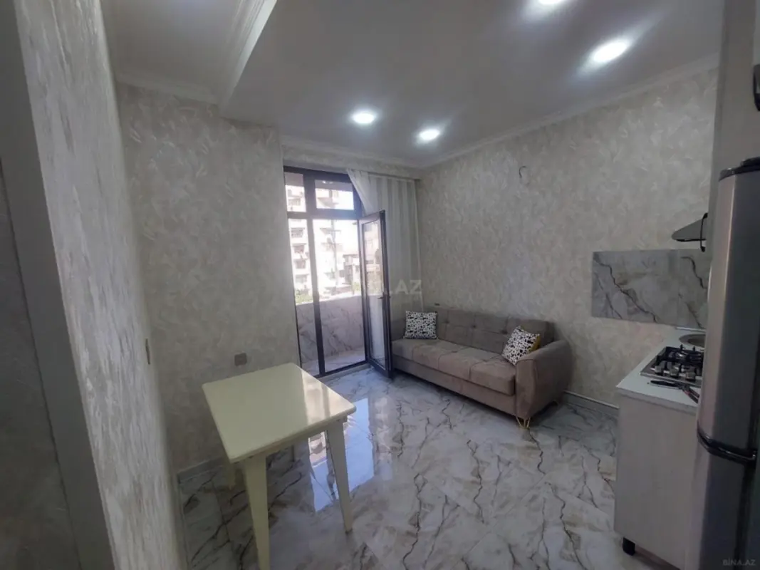 Kirayə verilir 2 otaqlı mənzil 55 m²