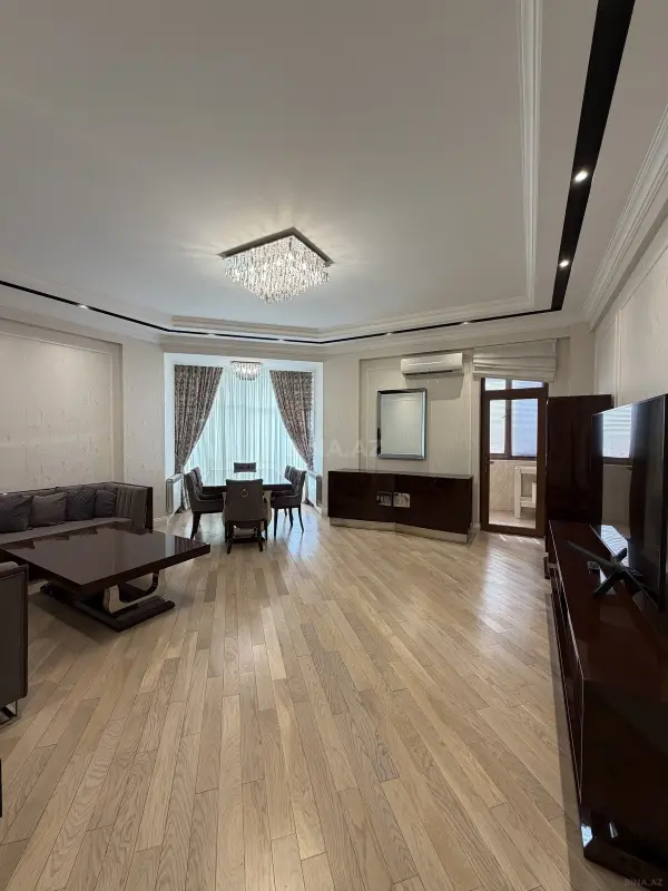Satılır 2 otaqlı mənzil 115 m²