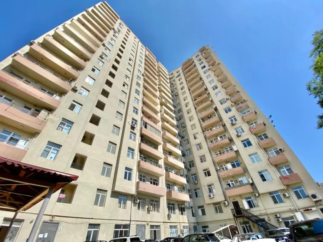 Satılır 3 otaqlı mənzil 115 m²