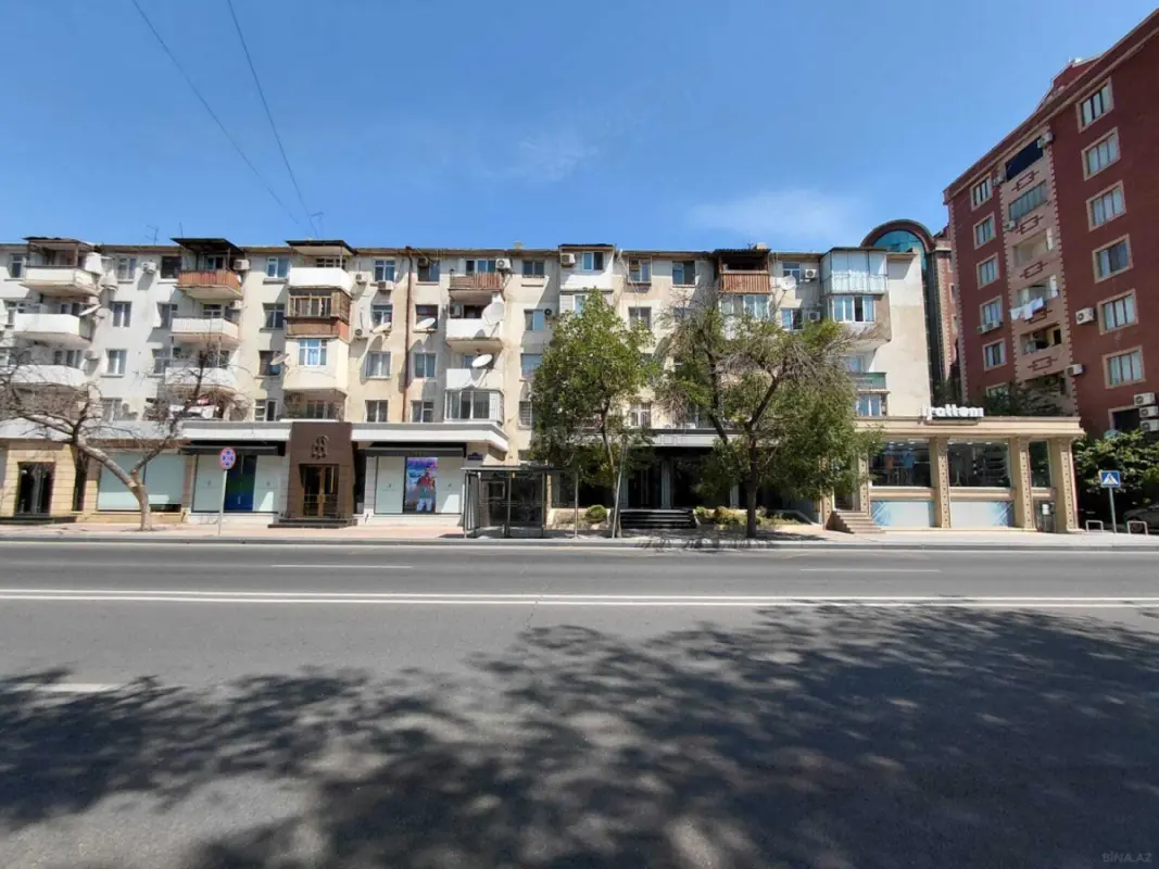 Satılır 3 otaqlı mənzil 70 m²