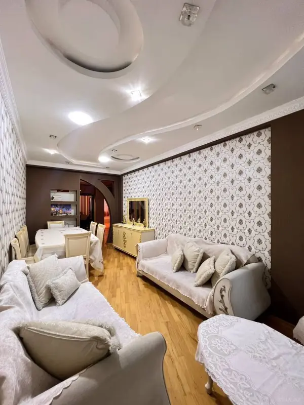 Satılır 3 otaqlı mənzil 115 m²