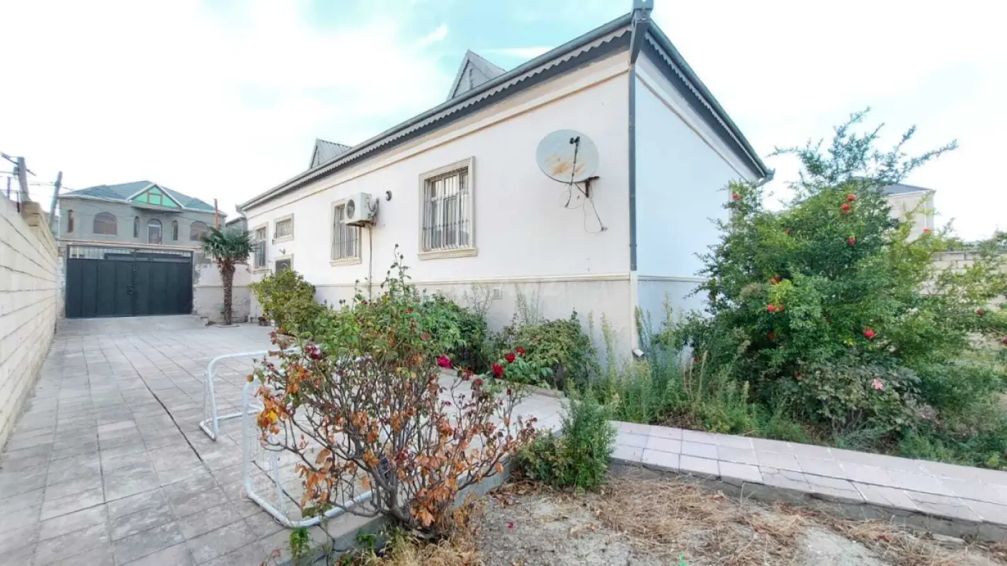 Satılır 3 otaqlı həyət evi 150 m²