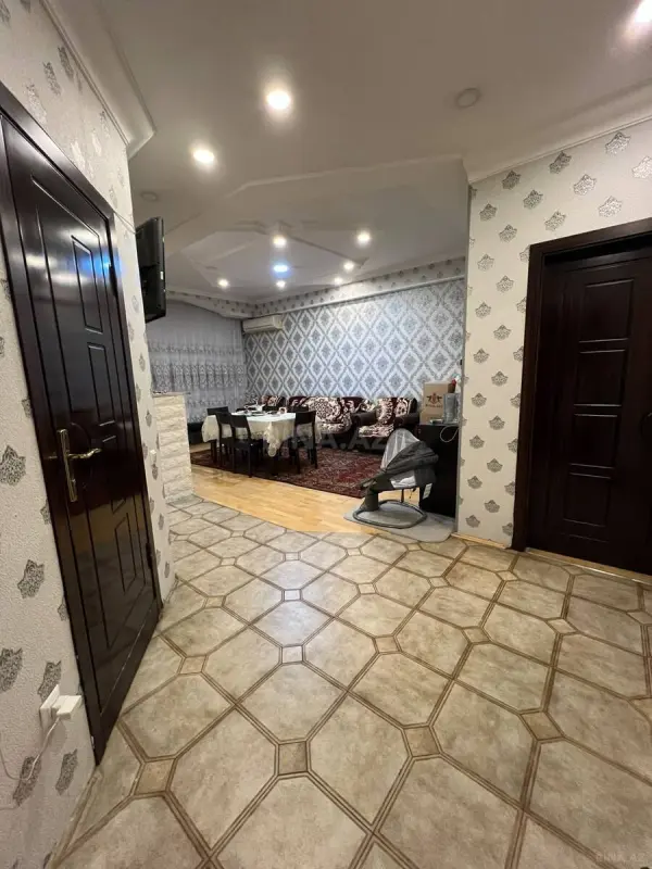 Satılır 3 otaqlı mənzil 106 m²