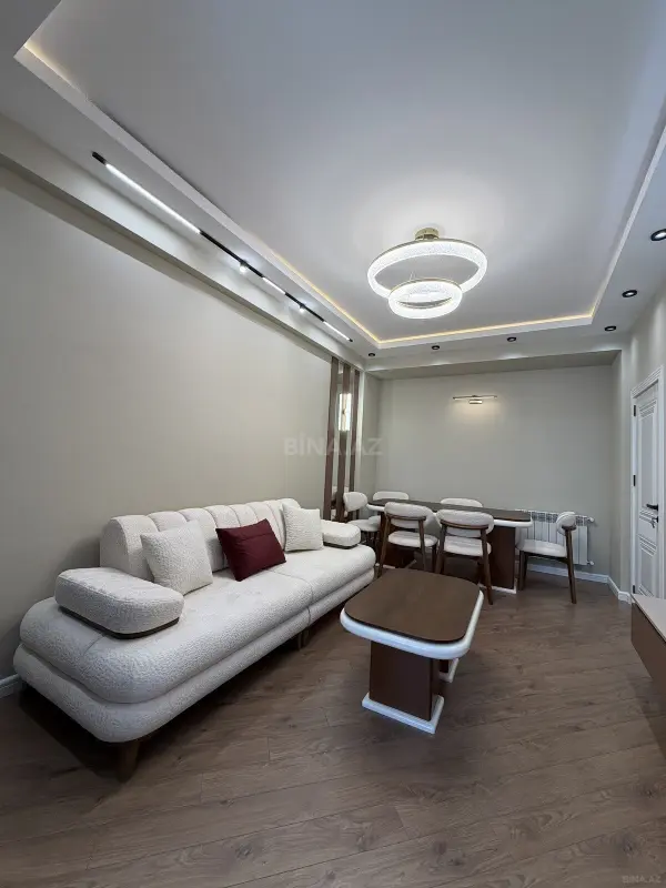 Satılır 3 otaqlı mənzil 83 m²