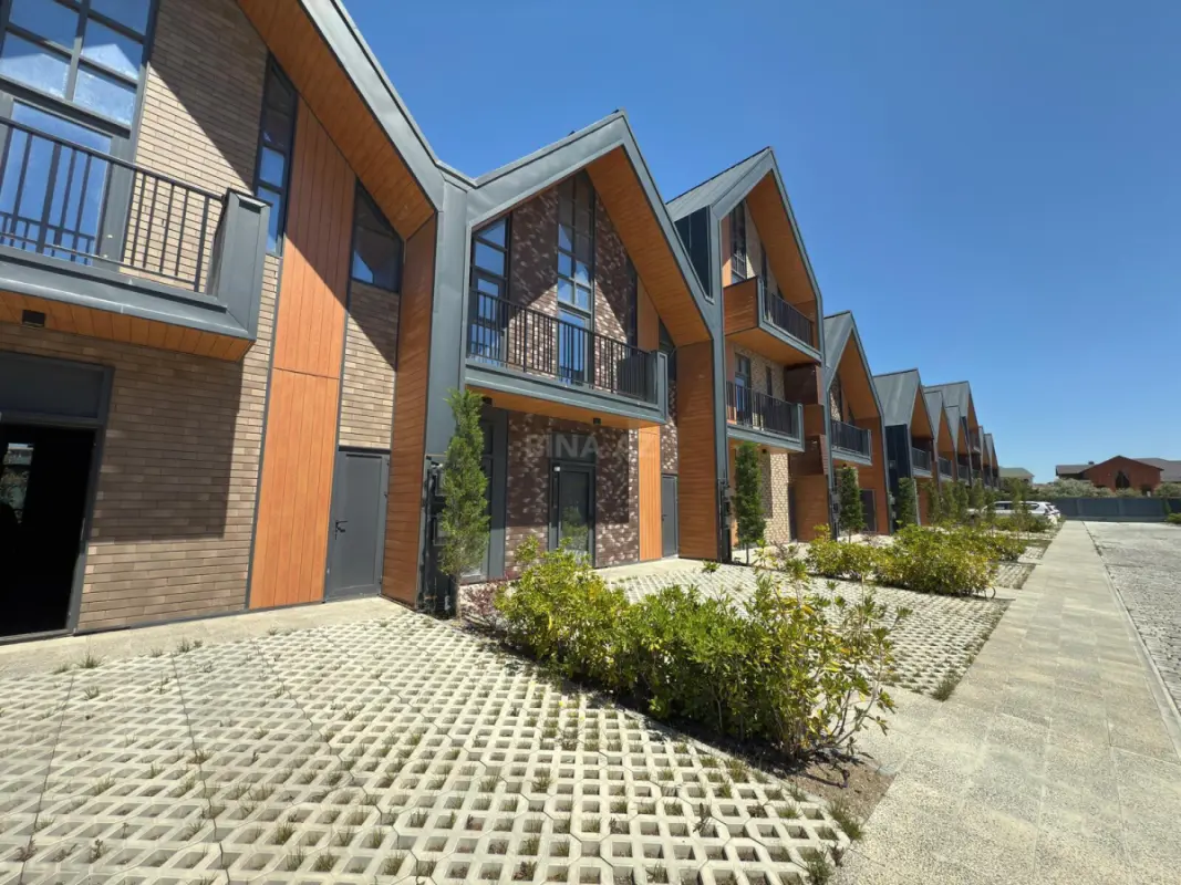 Satılır 2 otaqlı həyət evi 96 m²