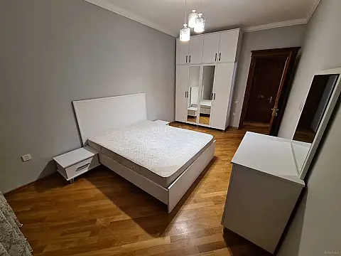 Kirayə verilir 2 otaqlı mənzil 90 m² — Bakı, Nərimanov 2 otaq 90.00 m²