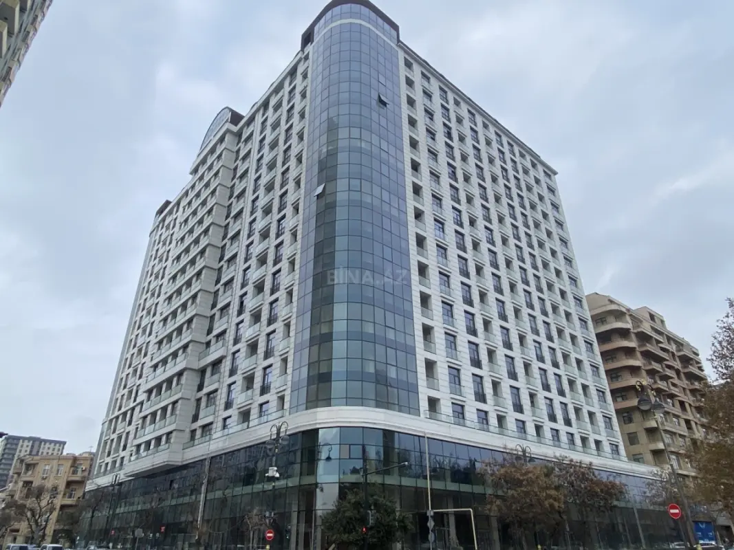 Satılır 2 otaqlı mənzil 72 m²