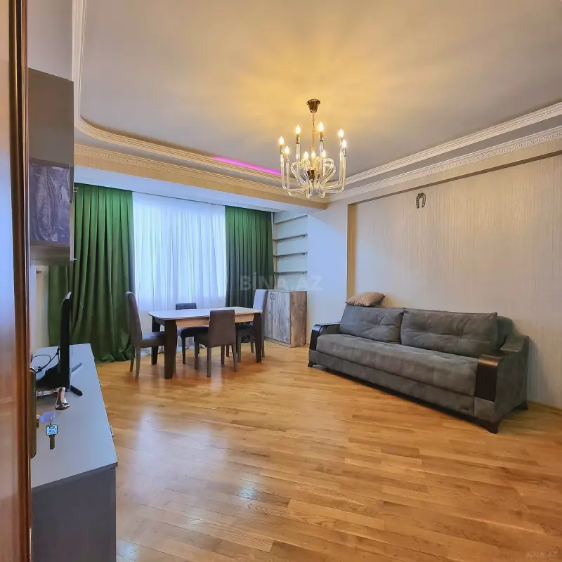 Satılır 2 otaqlı mənzil 71 m²