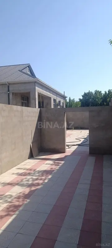 Satılır 4 otaqlı həyət evi 165 m²