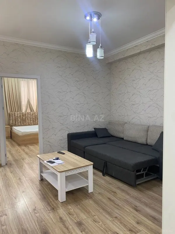 Kirayə verilir 2 otaqlı mənzil 65 m²