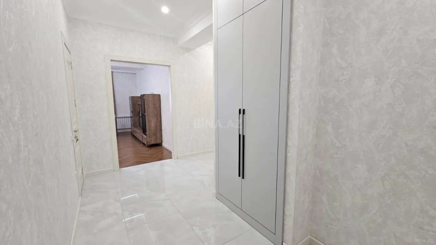Kirayə verilir 3 otaqlı mənzil 125 m²