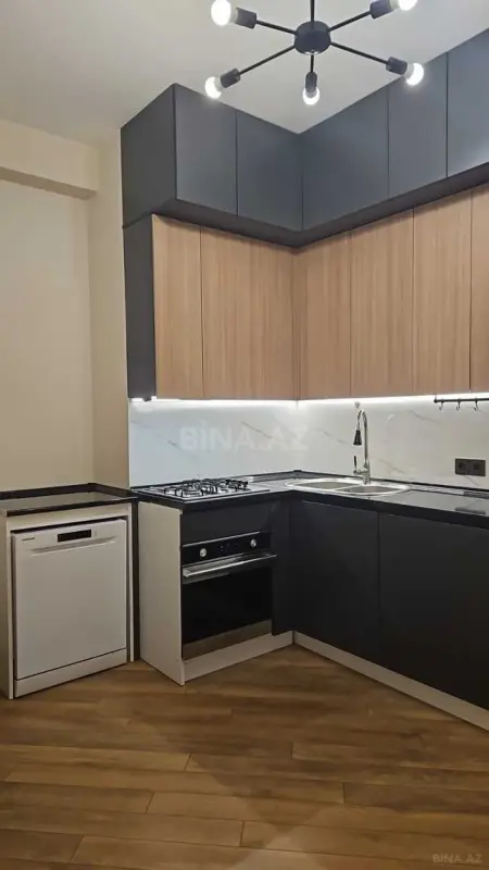 Kirayə verilir 2 otaqlı mənzil 80 m²