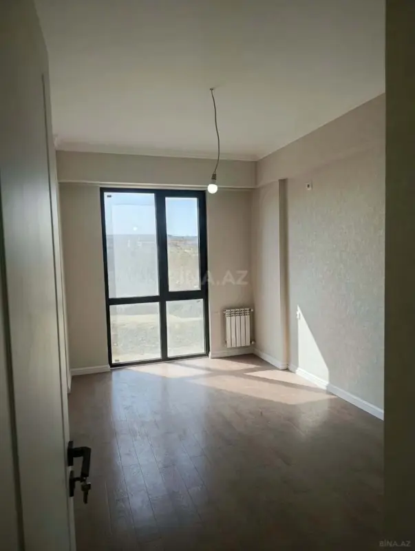 Satılır 2 otaqlı mənzil 72 m²