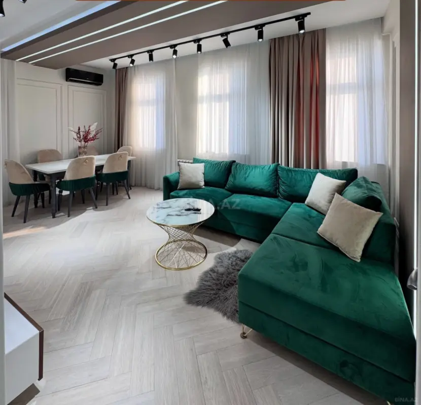 Kirayə verilir 3 otaqlı mənzil 125 m²