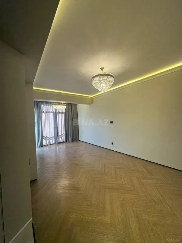 Satılır 2 otaqlı mənzil 70 m²