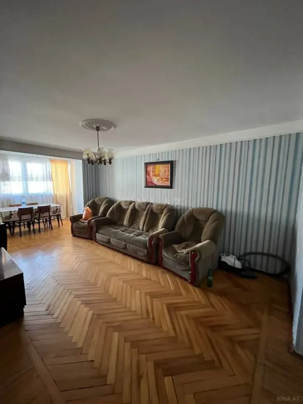 Kirayə verilir 3 otaqlı mənzil 110 m²