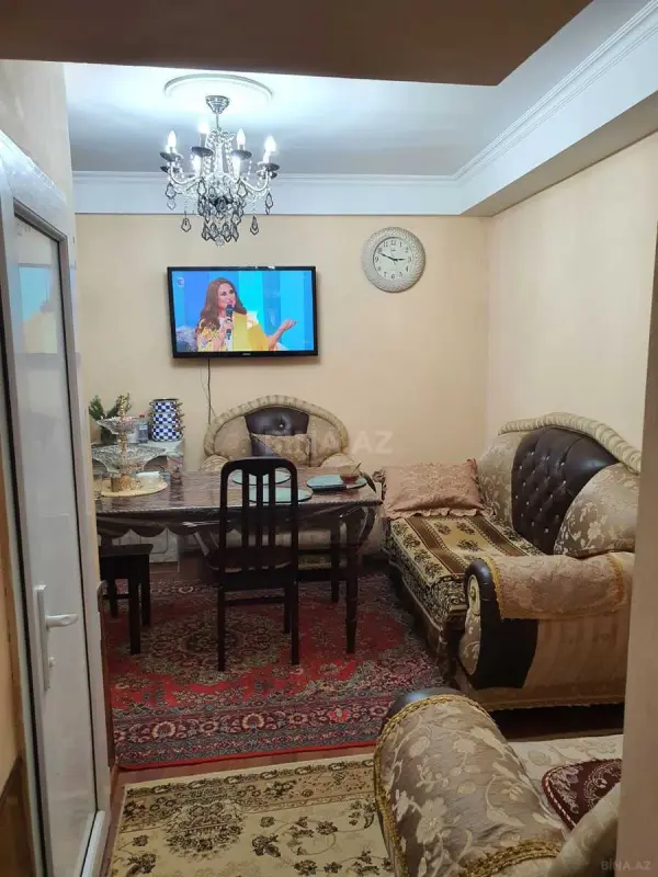 Kirayə verilir 2 otaqlı mənzil 50 m²