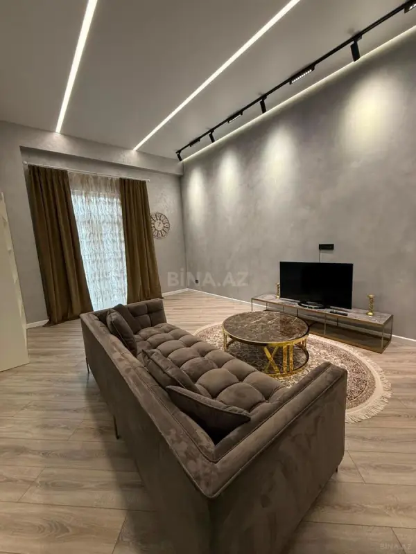 Kirayə verilir 2 otaqlı mənzil 66 m²
