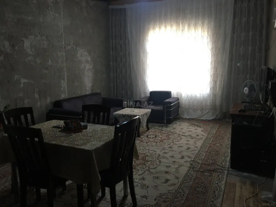 Satılır 3 otaqlı həyət evi 140 m²