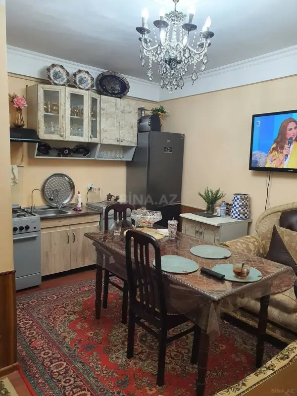 Kirayə verilir 2 otaqlı mənzil 45 m²