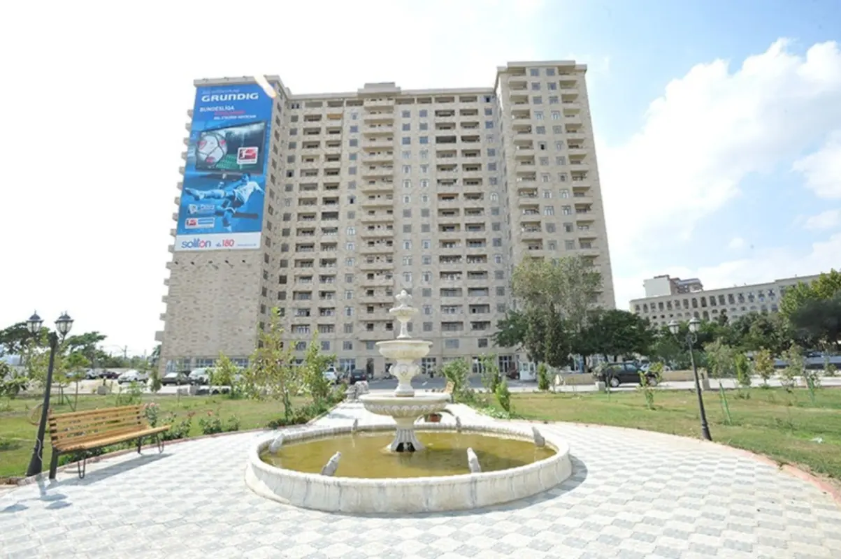 Satılır 4 otaqlı mənzil 167 m²