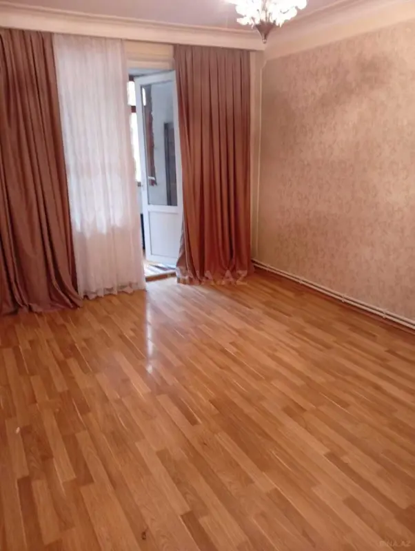 Kirayə verilir 2 otaqlı mənzil 50 m²