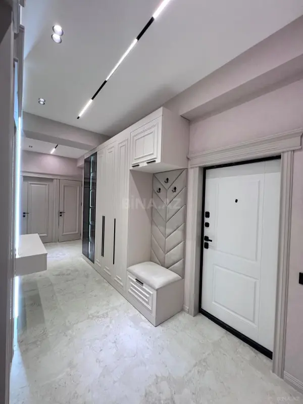 Satılır 3 otaqlı mənzil 87 m²