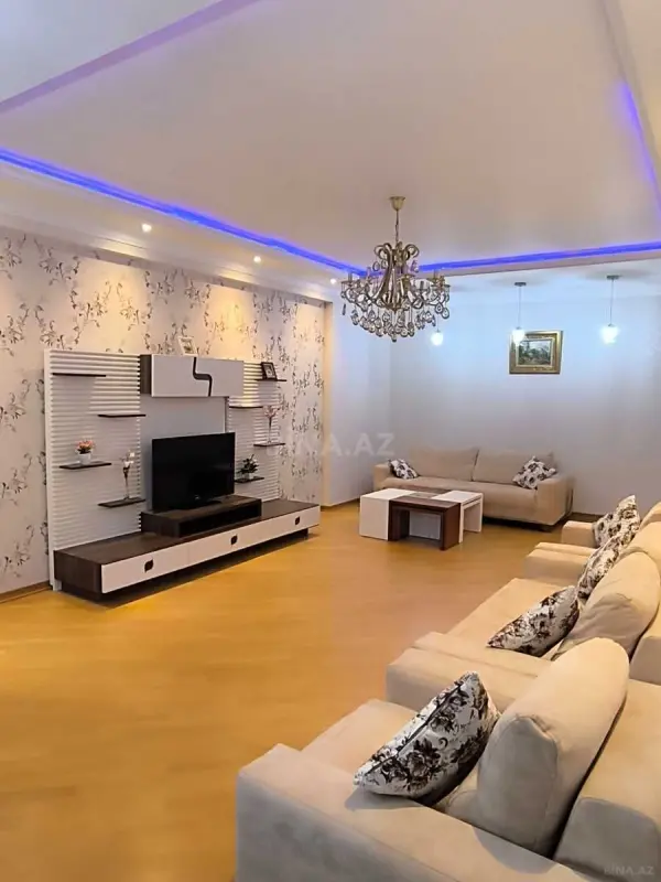 Kirayə verilir 2 otaqlı mənzil 100 m²