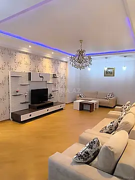 Kirayə verilir 2 otaqlı mənzil 100 m² — Bakı 2 otaq 100.00 m²