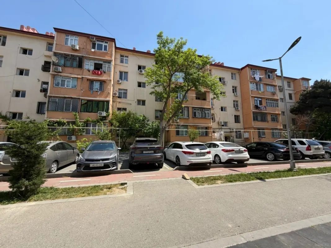 Satılır 2 otaqlı mənzil 40 m²