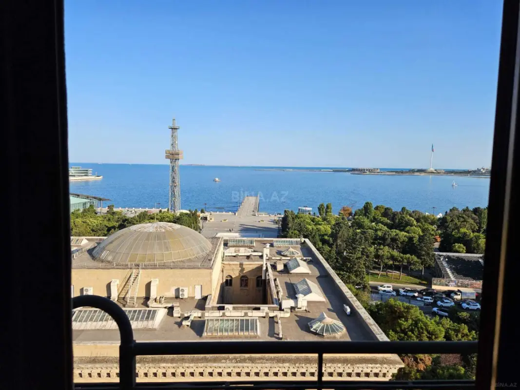 Kirayə verilir 3 otaqlı mənzil 150 m²