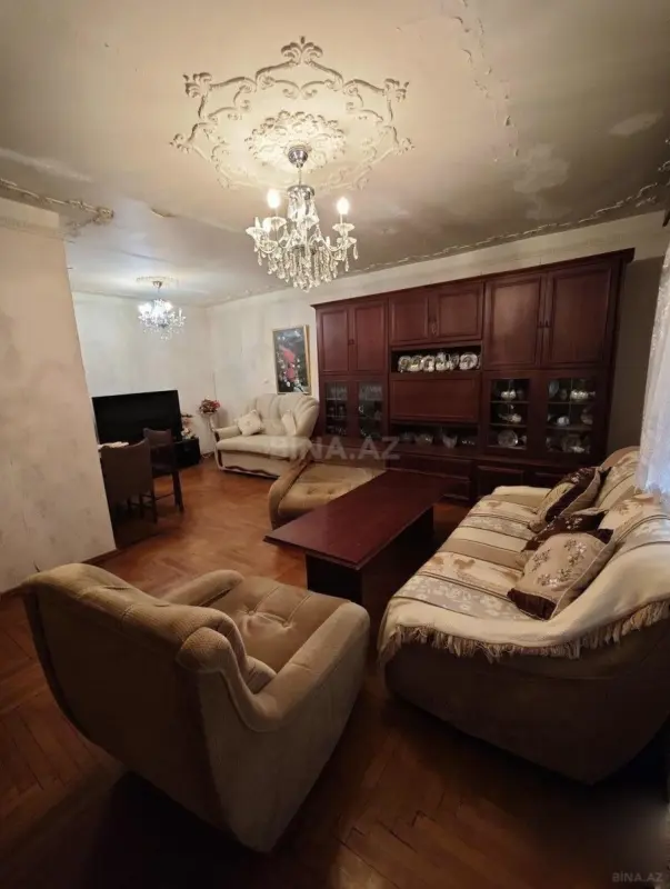Satılır 3 otaqlı mənzil 75 m²