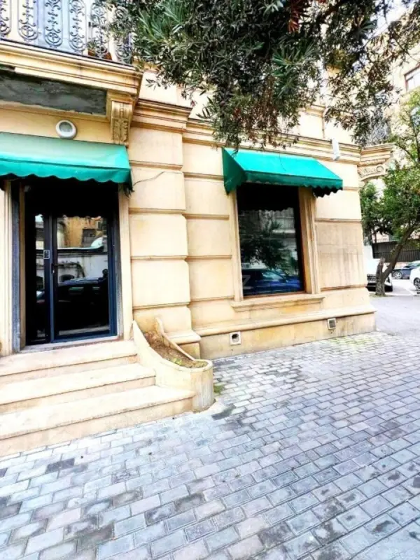 Kirayə verilir 6 otaqlı ofis 105 m²
