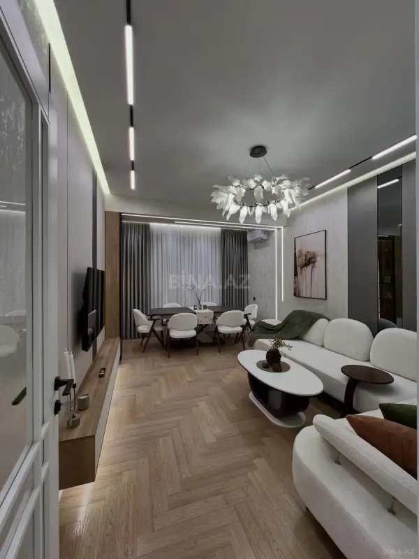 Satılır 3 otaqlı mənzil 117 m²