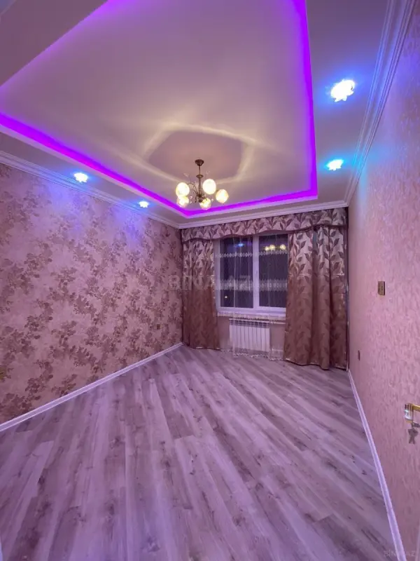 Satılır 2 otaqlı mənzil 78 m²