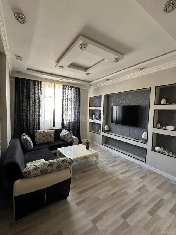 Satılır 3 otaqlı mənzil 120 m²