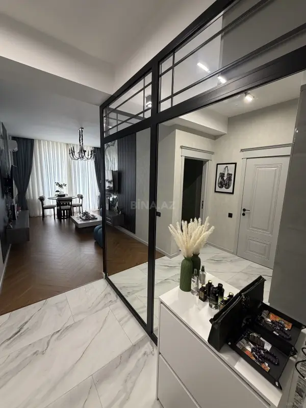 Satılır 2 otaqlı mənzil 63 m²