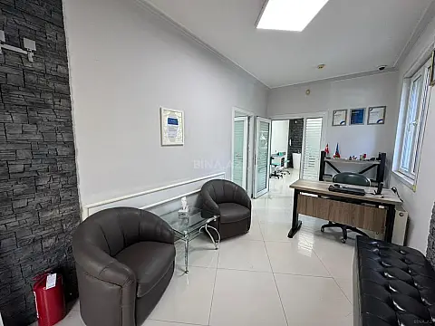 Kirayə verilir obyekt 85 m² — Bakı 85.00 m²