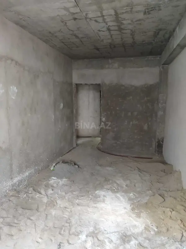 Satılır 1 otaqlı mənzil 55 m²
